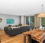 Pandanas Apartments 15A Mollymook Beach - Dalby Accommodation