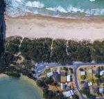 Pelican Beach House 2 Macleay Street - Dalby Accommodation