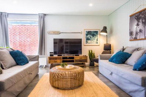 Pandanas Apartments 17B Mollymook Beach - Dalby Accommodation 0