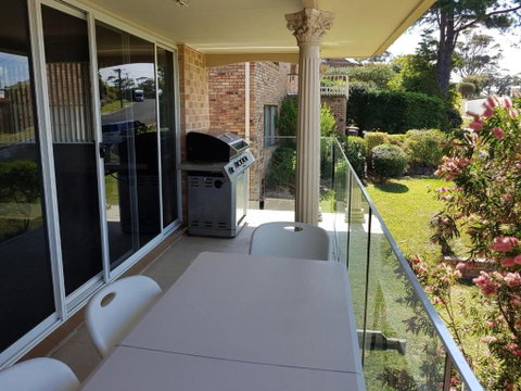 Seaview 48 MOLLYMOOK - Dalby Accommodation 4