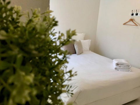 YSG The Edward Townhouse 153 Walk To Town - Dalby Accommodation 6