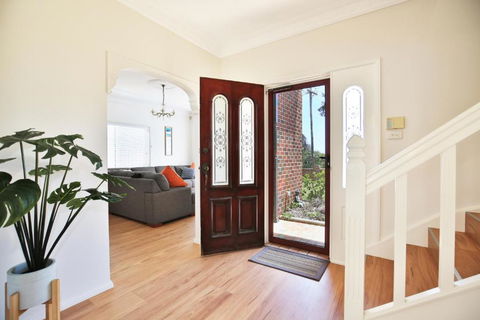 The Crescent Pet Friendly 1 Min To Beach - Dalby Accommodation 3