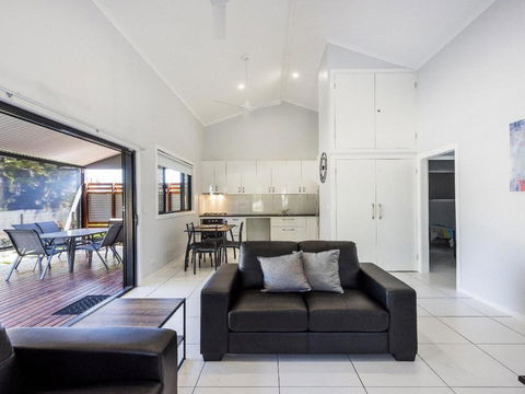 Tais Hideaway - Dalby Accommodation 1
