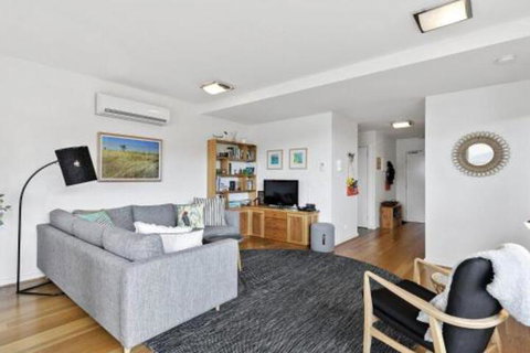 POINT GREY APARTMENT ONE VIEWPOINT - Dalby Accommodation 2