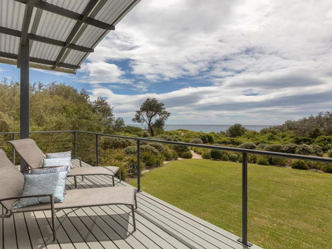 Aloha Direct Beach Access From Property - Dalby Accommodation 6