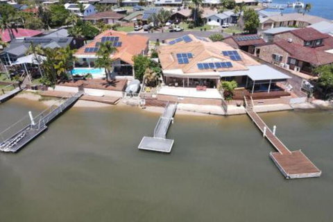 Seachange Waterfront - Dalby Accommodation 6