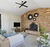 Embracing Evandale - Dalby Accommodation