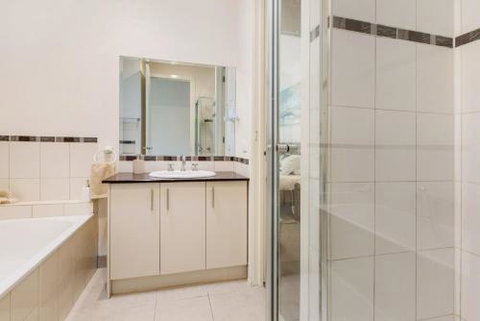 COASTAL HAVEN DROMANA - Dalby Accommodation 5