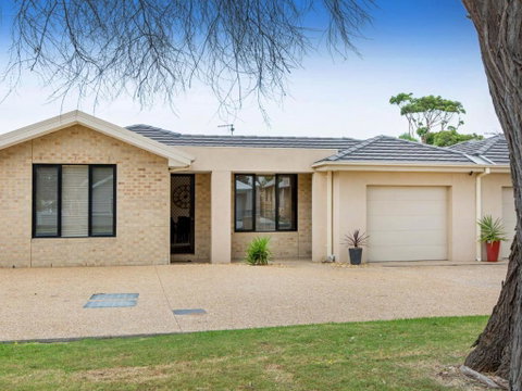COASTAL HAVEN DROMANA - Dalby Accommodation 6