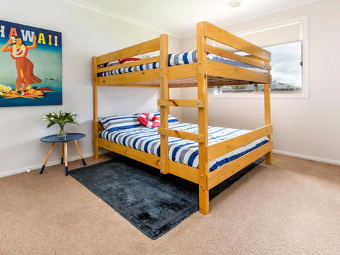 MALIBU SAFETY BEACH - Dalby Accommodation 1
