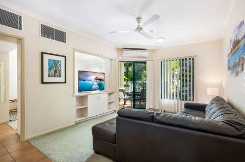 A Taste Of The Tropics - Dalby Accommodation 4