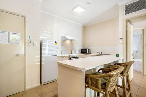 A Taste Of The Tropics - Dalby Accommodation 1