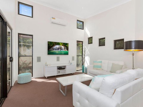 Casuarina Escape - Dalby Accommodation 3