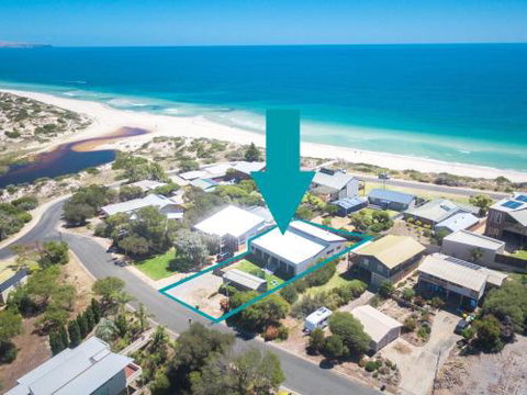 Luxury On Lewis 6 Lewis Road - Dalby Accommodation 2