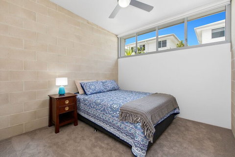 BEACHSIDE HAVEN - Dalby Accommodation 6
