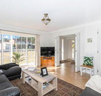 Macleay Street 23 Narrawallee - Dalby Accommodation