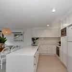BEAUTIFULLY RENOVATED OCEANSIDE APARTMENT Lamer 9 - Dalby Accommodation 0