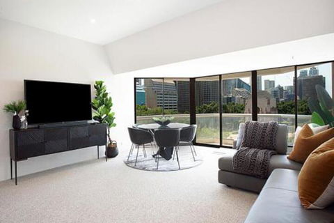 THE HYDEAWAY LUXE HYDE PARK CITY APARTMENT Hosted By LAbode Accommodation - Dalby Accommodation 7