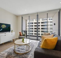 HomeHotel Luxurious High Rise Apt - Dalby Accommodation