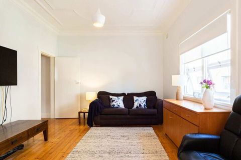 Garden Style Apartment In Prime Location - Dalby Accommodation 5