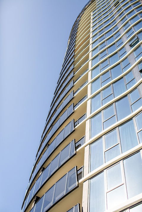 Vue Broadbeach - Dalby Accommodation 0