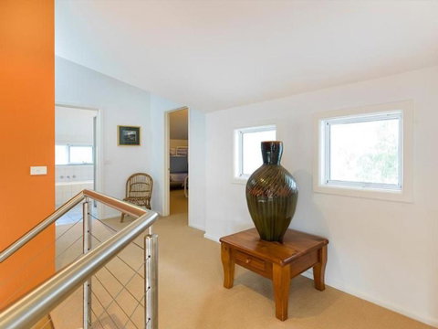 EVERGREEN BEACH HOUSE - Dalby Accommodation 6