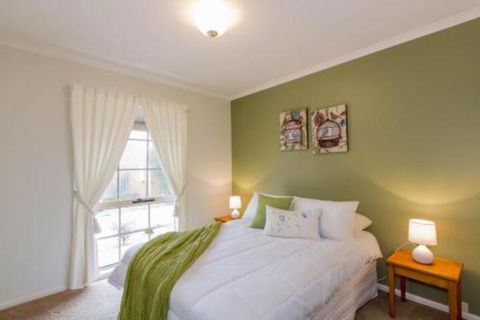 PERFECT On PYMBLE AVE - Dalby Accommodation 5