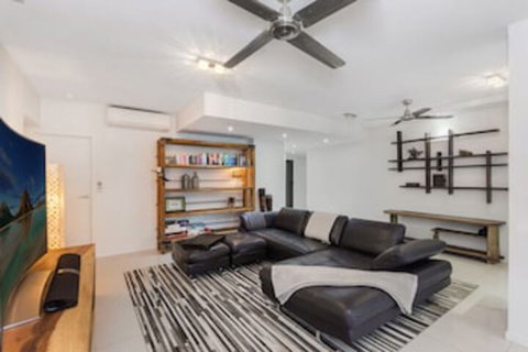 Luxury PoolSide Apartment In Beachfront - Dalby Accommodation 0