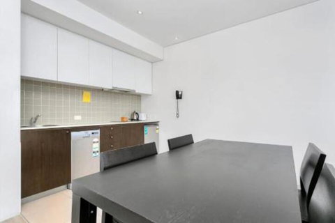 Harbour Lights Apartments - Dalby Accommodation 5