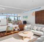 Mitchell 220 BANNISTERS BEACH HOUSE - Dalby Accommodation