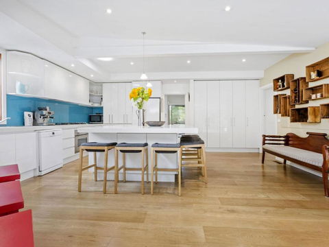 BIRDSONG MORNINGTON - Dalby Accommodation 2