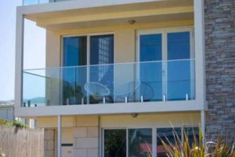 SEA NOOK Seconds From The Beach - Dalby Accommodation 6