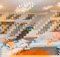 Classic 5 Beds Mt Dandenong Resort - Dalby Accommodation