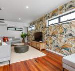 Boutique Villa on Boomerang - Dalby Accommodation