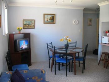 Pacific Court 8 - Dalby Accommodation 1