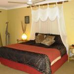 Gumtree On Gillies Bed & Breakfast - Dalby Accommodation 1