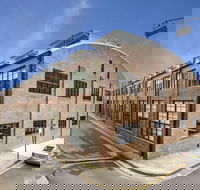 Wentworth Park Road Apartments - Dalby Accommodation