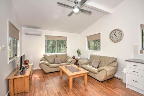 Oakey Creek Private Retreat - Dalby Accommodation 3