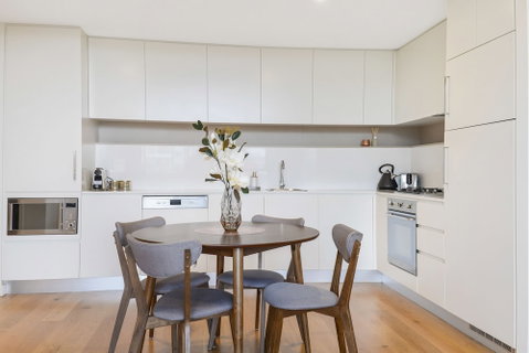 Modern Apartment Next To Largest Shopping Centre - Dalby Accommodation 2