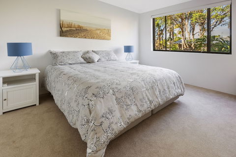 Victory Court Unit 1 / 3 7 Columbia Close - Dalby Accommodation 1