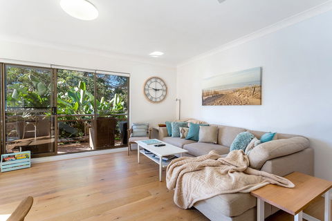 Victory Court Unit 1 / 3 7 Columbia Close - Dalby Accommodation 0