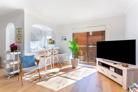 Victory Court Unit 1 / 3 7 Columbia Close - Dalby Accommodation 6