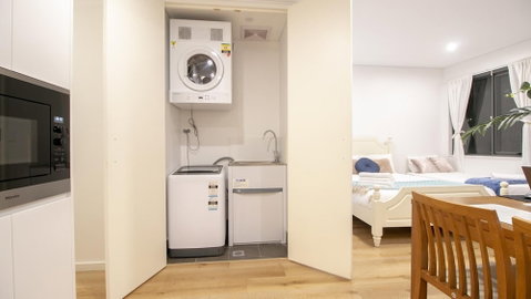B06-darling Harbour Studio - Dalby Accommodation 5