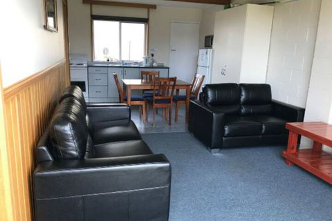 Bruny Island Accommodation Bruny Island Holiday Units (One) - Dalby Accommodation 4