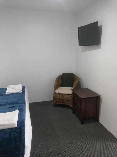 The Happy Wanderer Motel - Dalby Accommodation 6