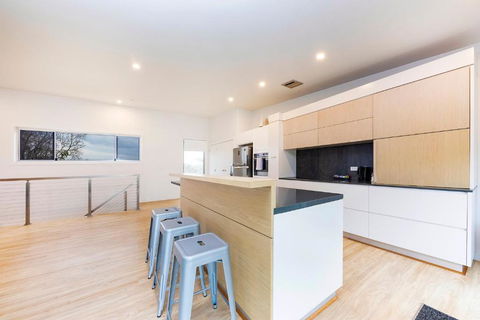 Surfmist - Dalby Accommodation 4