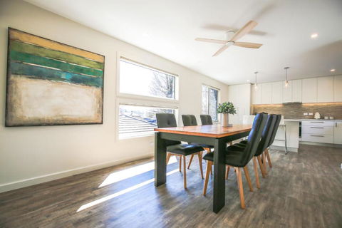 A Pear Tree Loft - Dalby Accommodation 1