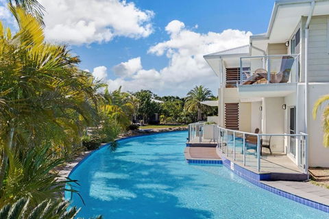 Pacific Blue Pool Spa & More Available In Complex! - Dalby Accommodation 4