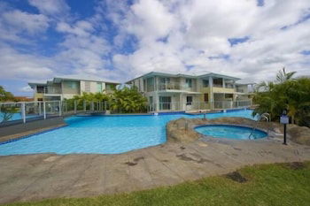 Pacific Blue Townhouse 351 265 Sandy Point Road - Dalby Accommodation 2