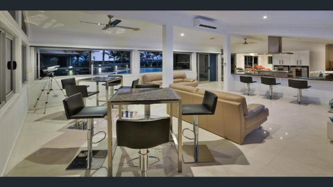 Jasmine House On Hamilton Island - Dalby Accommodation 3